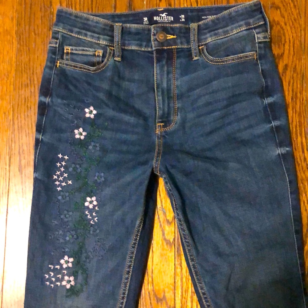 Hollister High Rise Floral Jeans
